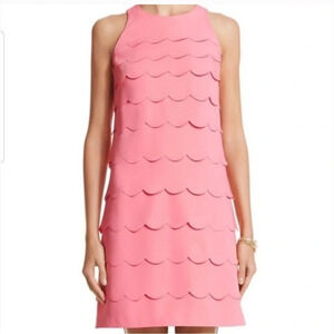 White House Black Market Scalloped Tiered Sculpted Shift Coral Pink Dress Size 0
